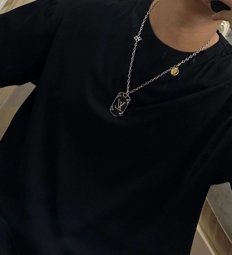 EasyMatch Louis Vuitton Necklaces 250863