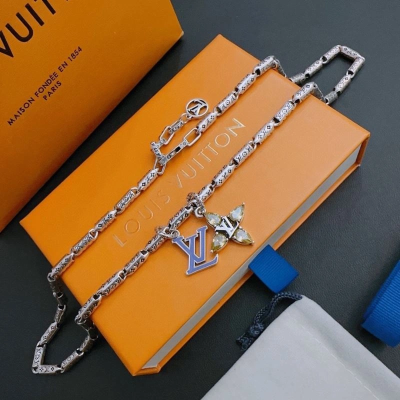 Louis Vuitton Necklaces WaterResistant 250884