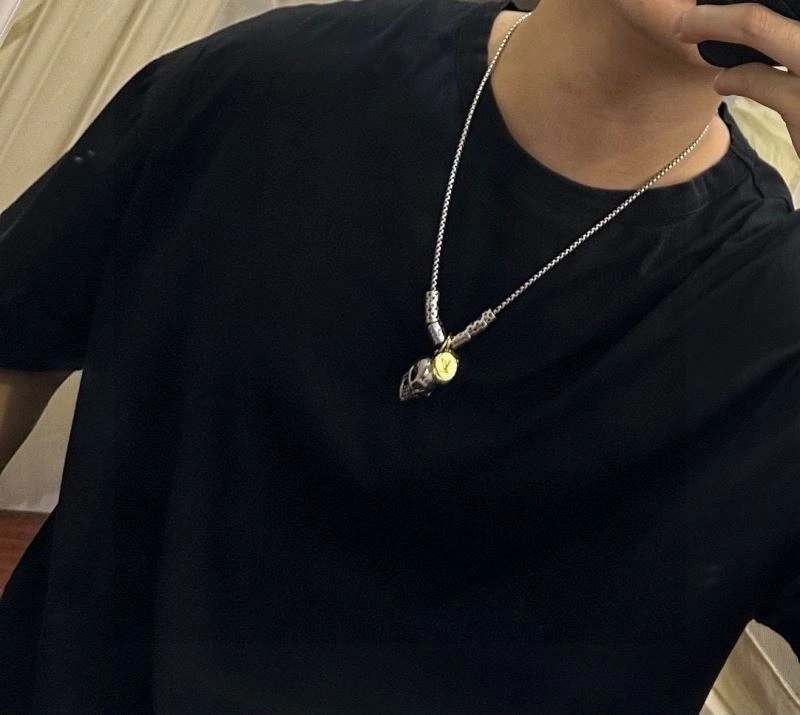 Louis Vuitton Necklaces Sustainable 250862