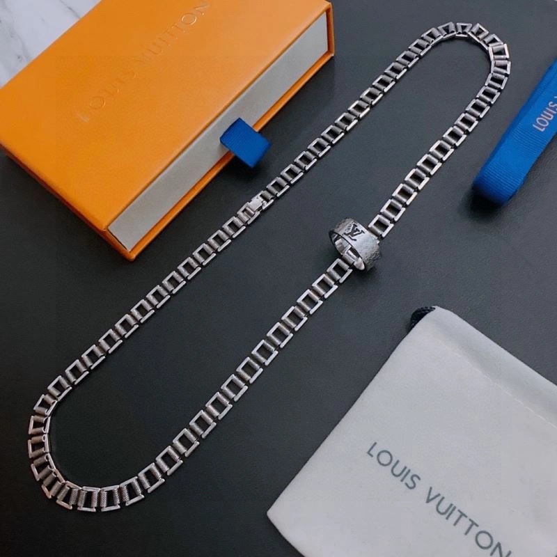 SunProtective Louis Vuitton Necklaces 250878