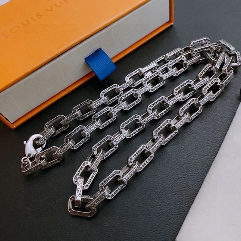 Classic Louis Vuitton Necklaces 250535