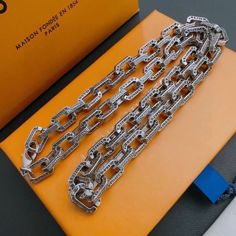 Classic Louis Vuitton Necklaces 250535