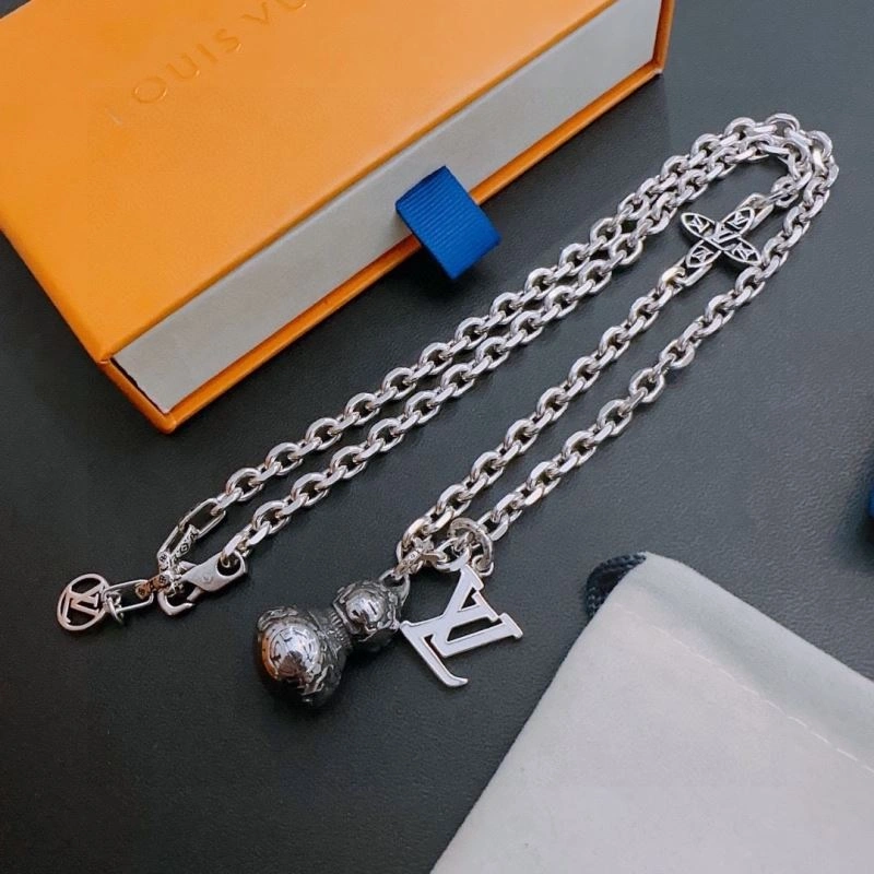 Louis Vuitton Necklaces Lightweight 250561