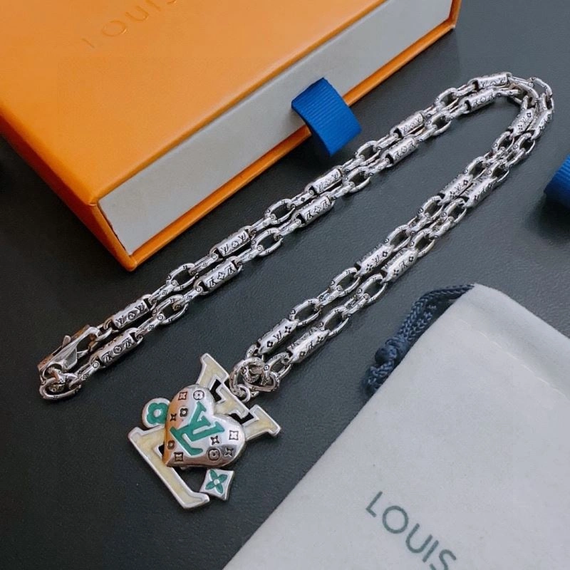 Soft Louis Vuitton Necklaces 250559