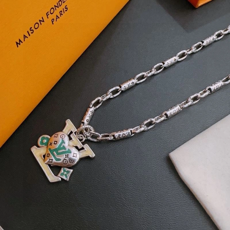 Soft Louis Vuitton Necklaces 250559