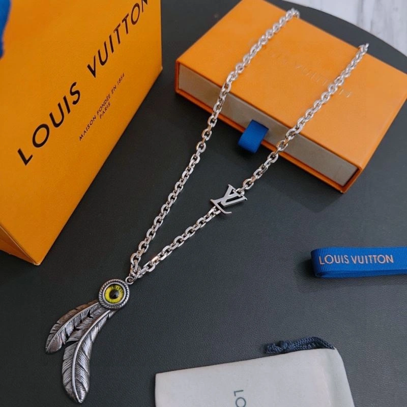 Louis Vuitton Necklaces SportInspired 250557