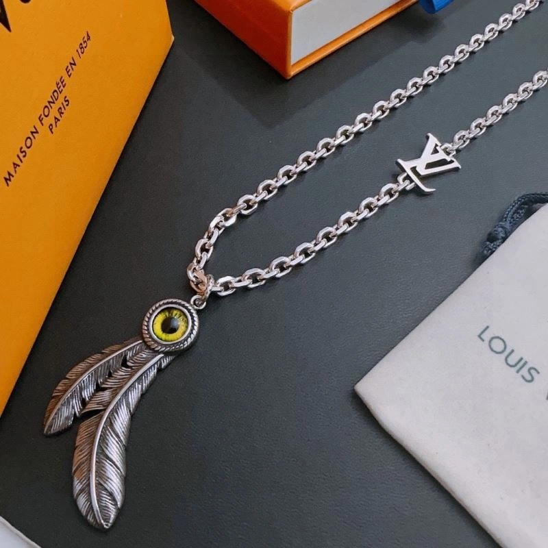 Louis Vuitton Necklaces SportInspired 250557