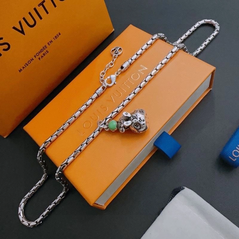 Louis Vuitton Necklaces TravelReady 250558