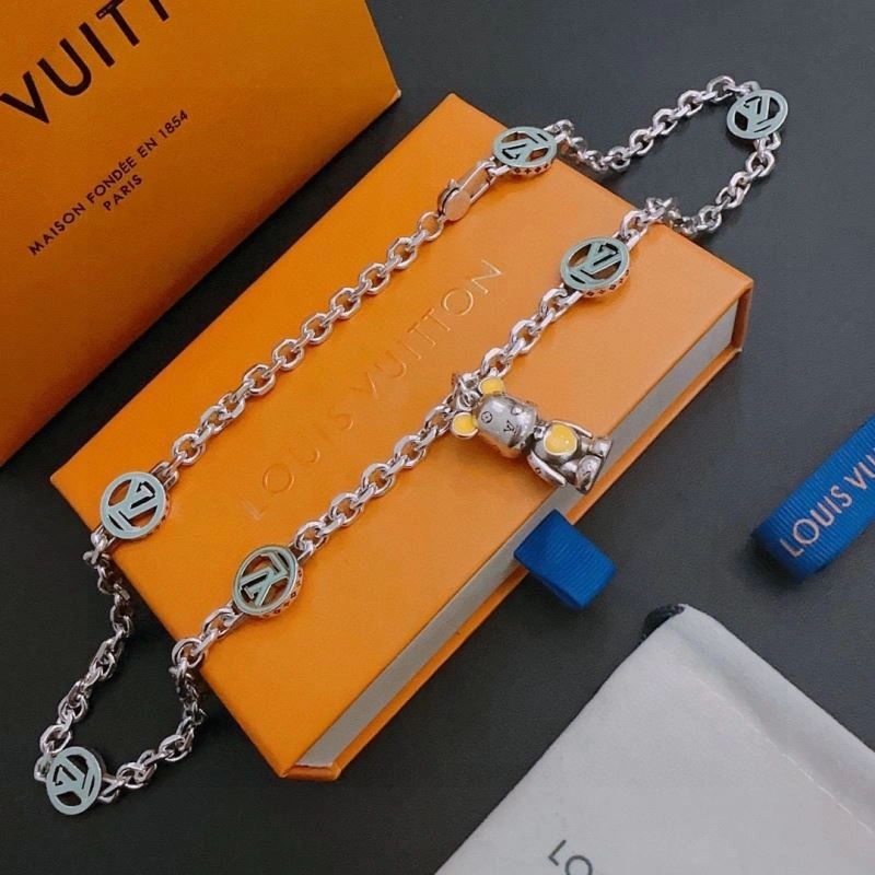 Louis Vuitton Necklaces UrbanStyle 250562