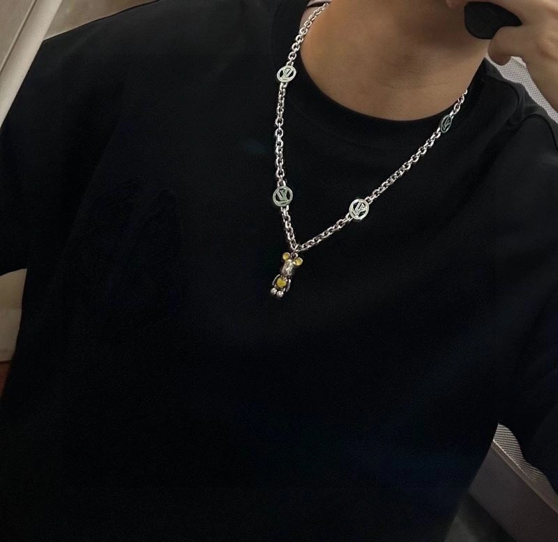 Louis Vuitton Necklaces UrbanStyle 250562