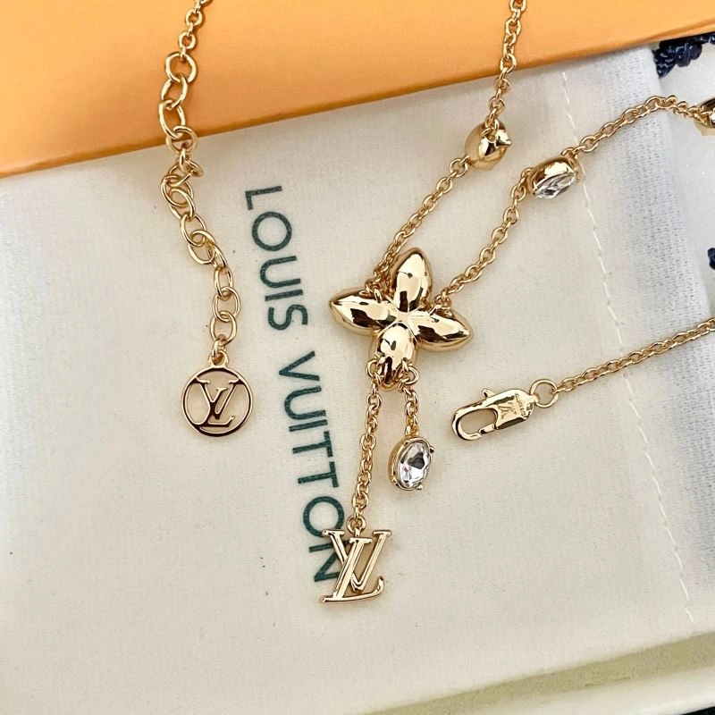 Louis Vuitton Necklaces Trendy 250534