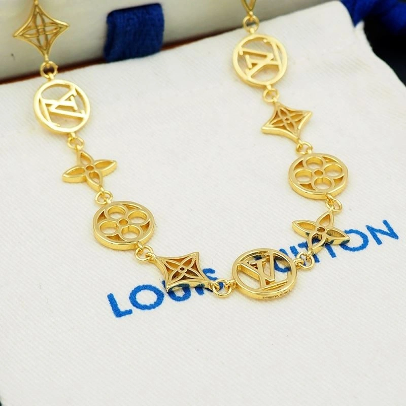Sleek Louis Vuitton Necklaces 250542