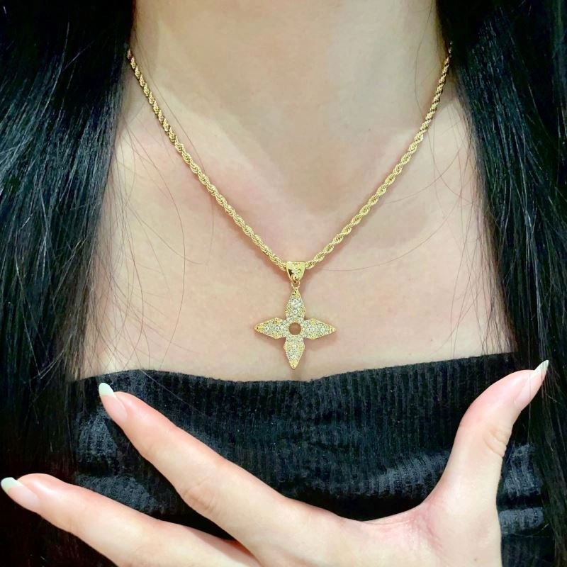 Affordable Louis Vuitton Necklaces 250547