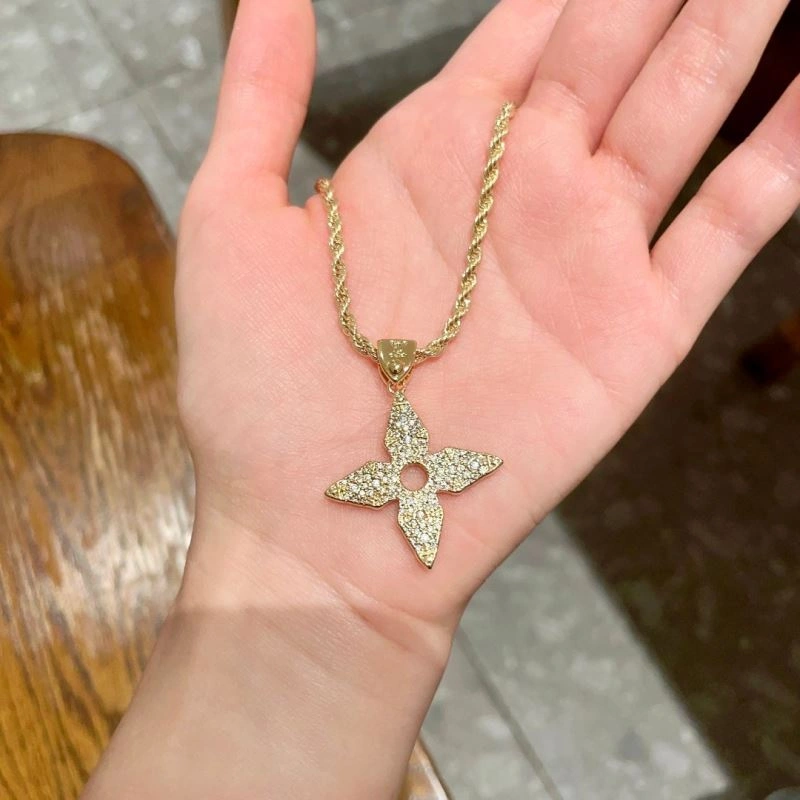 Affordable Louis Vuitton Necklaces 250547