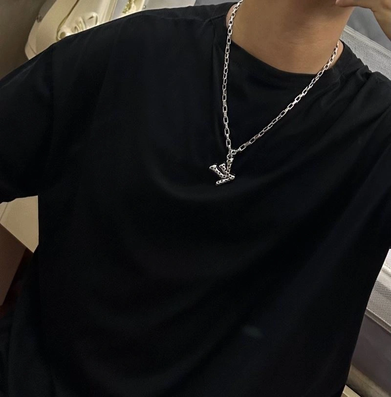 Louis Vuitton Necklaces OnTrend 250529