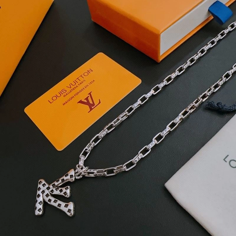 Louis Vuitton Necklaces OnTrend 250529