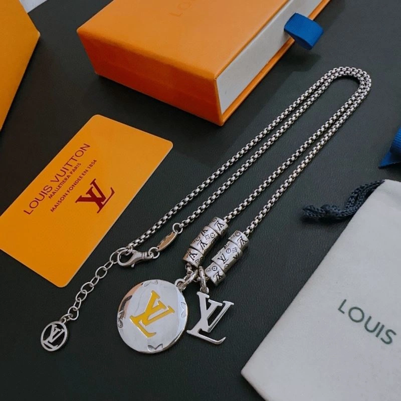 Louis Vuitton Necklaces Unique 250530