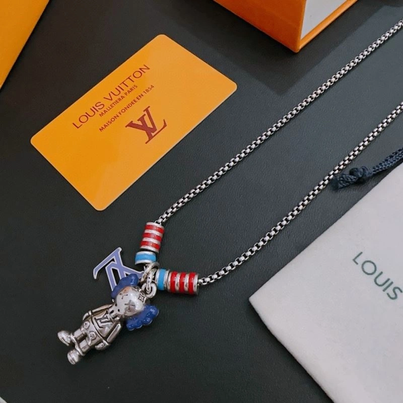 StreetReady Louis Vuitton Necklaces 250528