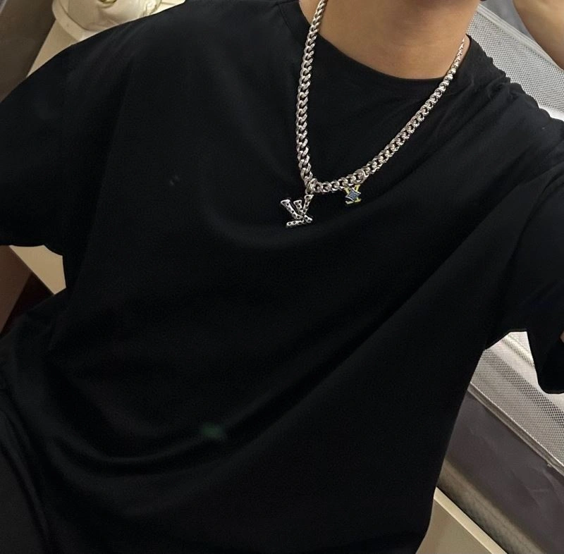 Louis Vuitton Necklaces QuickDry 250525