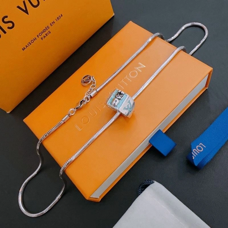 BestValue Louis Vuitton Necklaces 250502