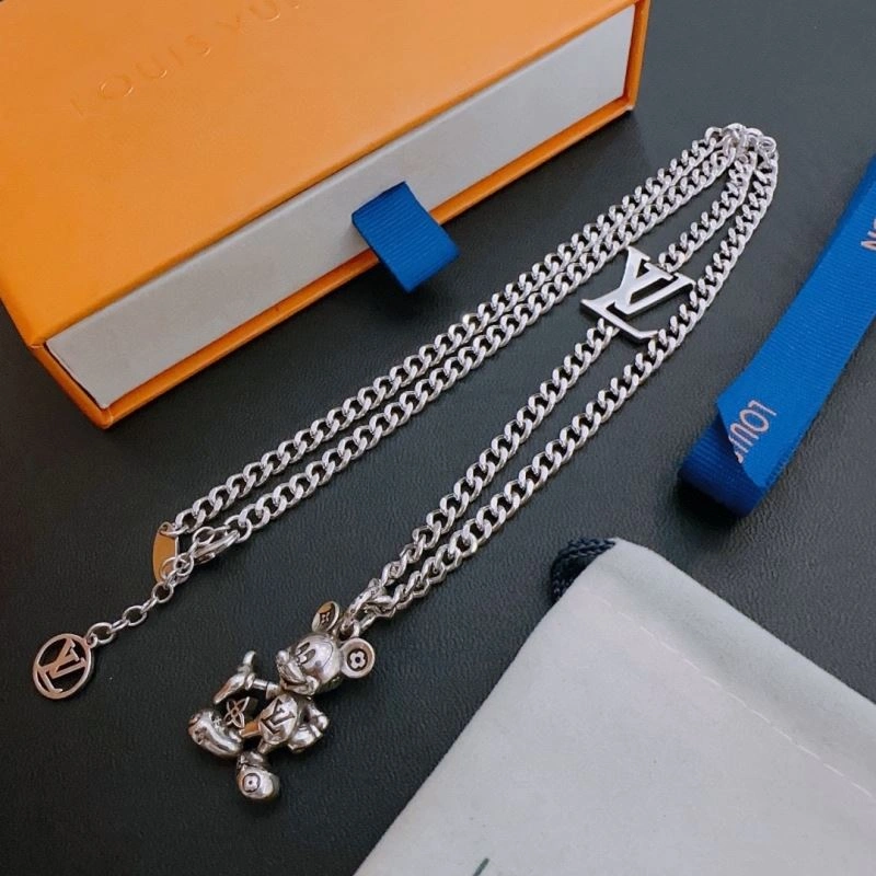 Louis Vuitton Necklaces Lightweight 250497