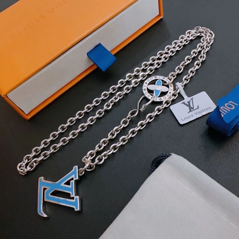 Louis Vuitton Necklaces Classic 250506