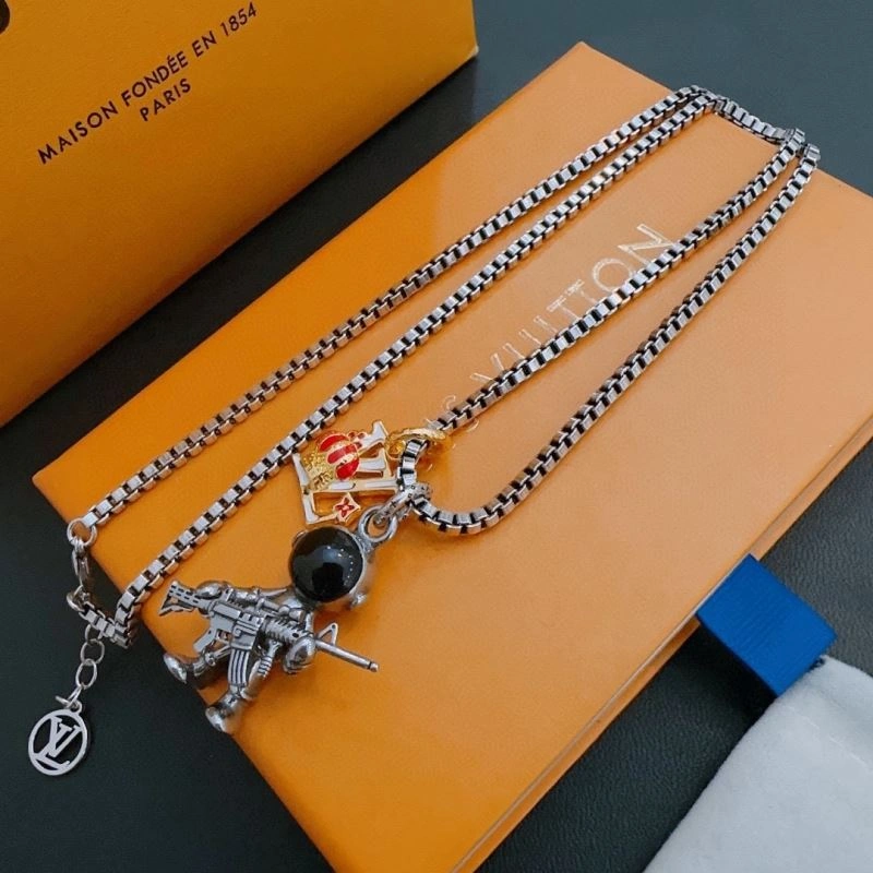Louis Vuitton Necklaces Functional 250510