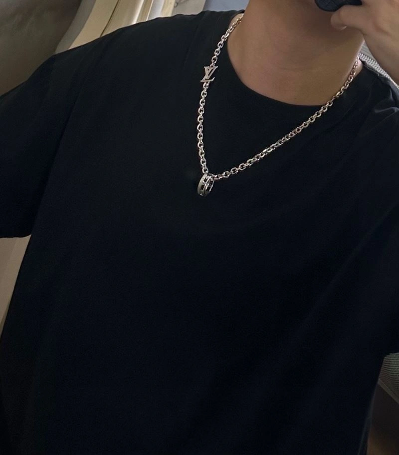 Louis Vuitton Necklaces FastDry 250512