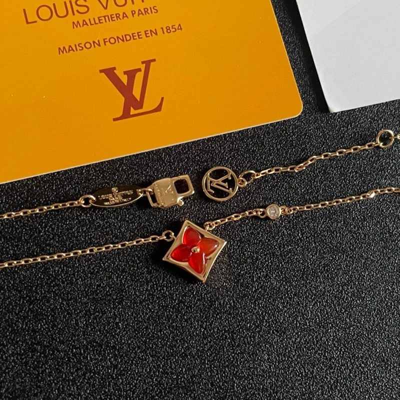 Louis Vuitton Necklaces Bright 250516