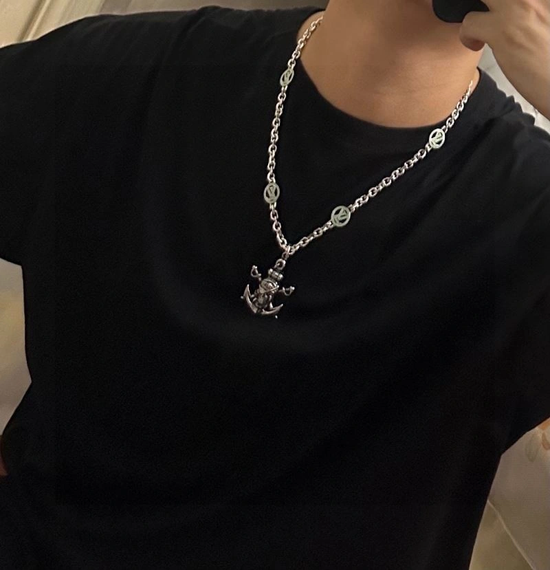 Durable Louis Vuitton Necklaces 250511