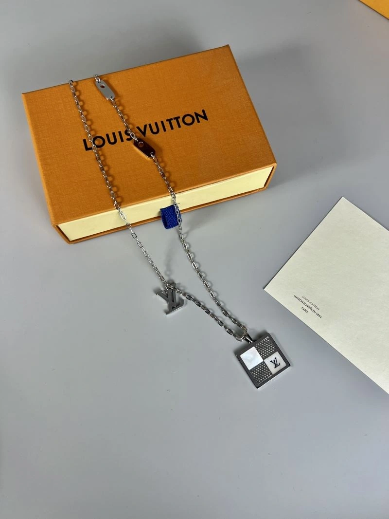 Louis Vuitton Necklaces ZipUp 250503