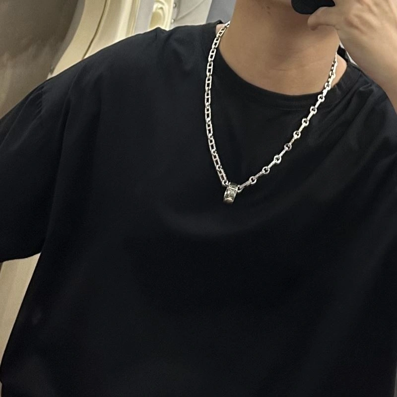 Cozy Louis Vuitton Necklaces 250491
