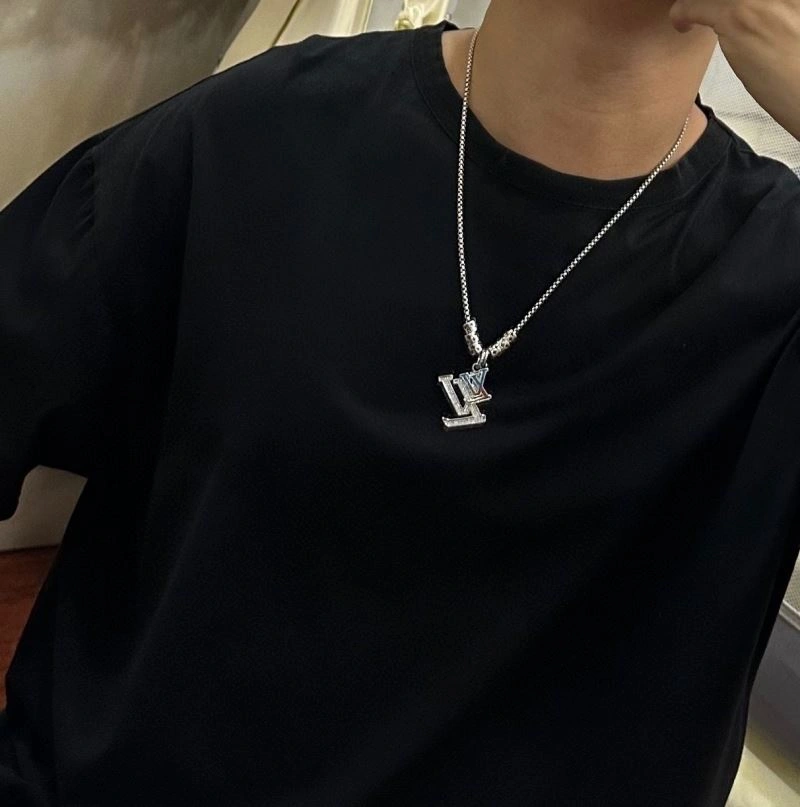 Louis Vuitton Necklaces BestValue 250482