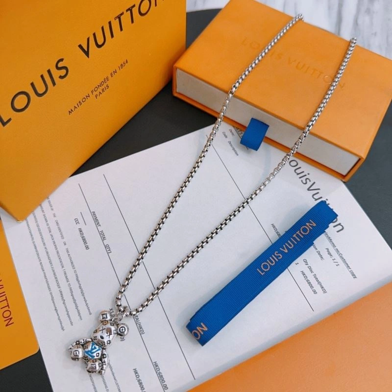 Effortless Louis Vuitton Necklaces 250481