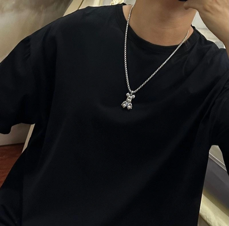 Effortless Louis Vuitton Necklaces 250481