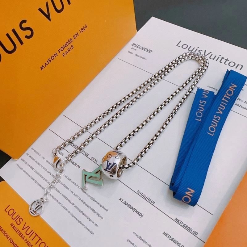 Vibrant Louis Vuitton Necklaces 250478