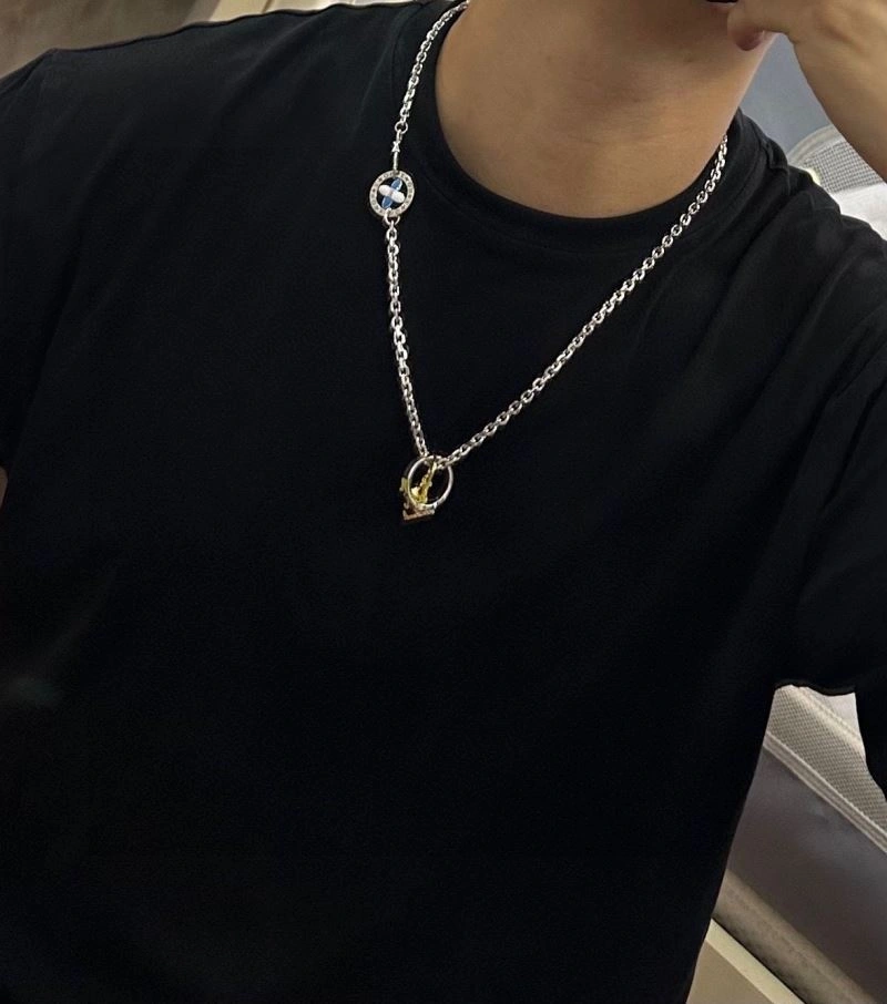 Louis Vuitton Necklaces Trendy 250472