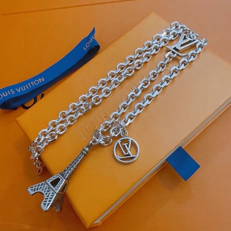 Louis Vuitton Necklaces Durable 250470