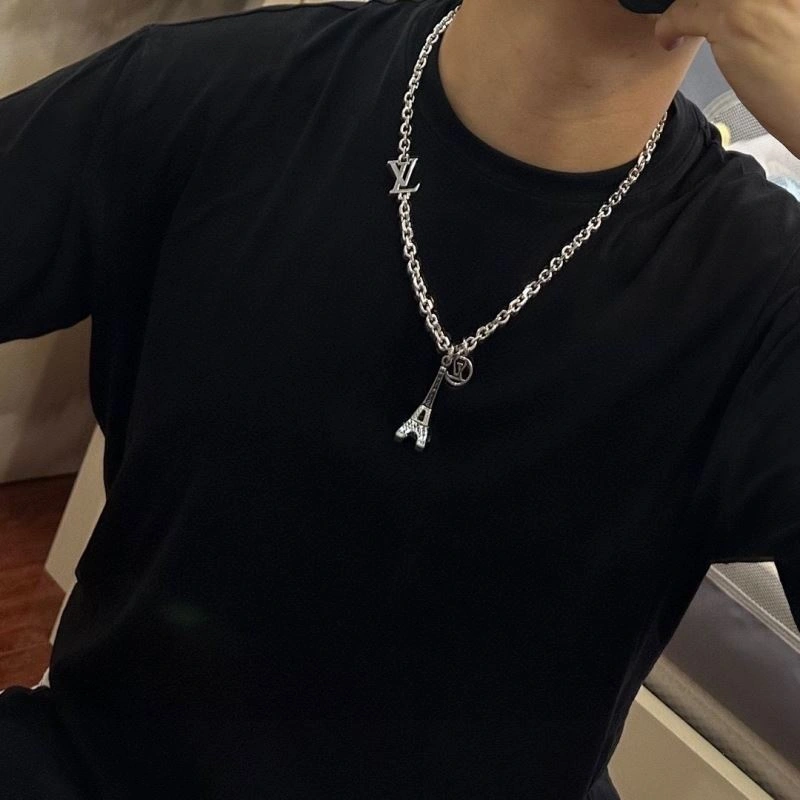 Louis Vuitton Necklaces Durable 250470