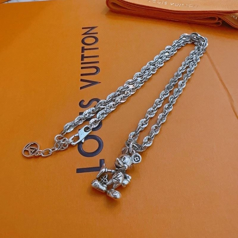 Louis Vuitton Necklaces Snug 250464