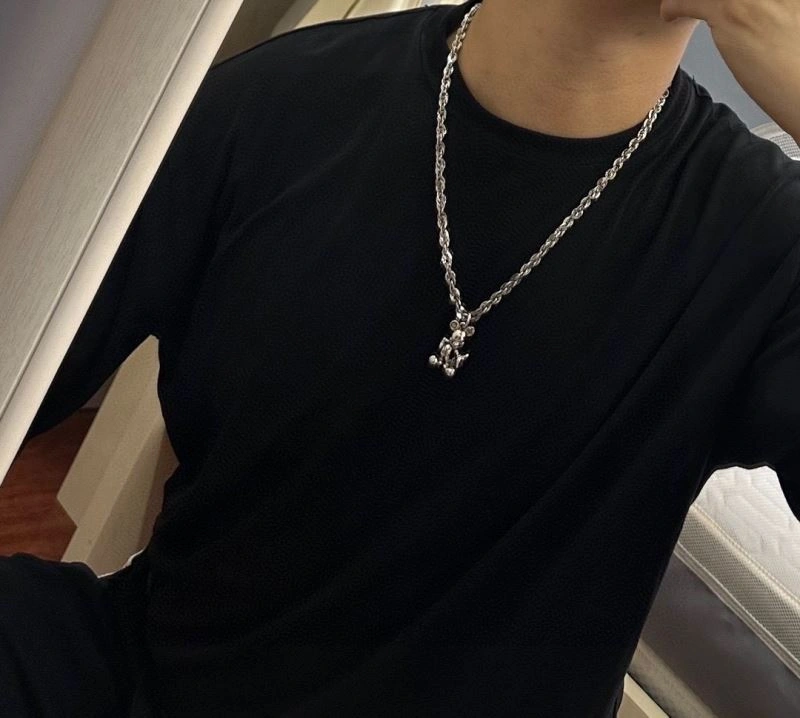 Louis Vuitton Necklaces Snug 250464