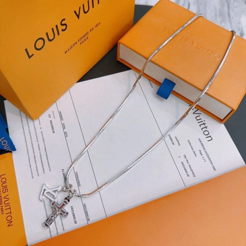 Lightweight Louis Vuitton Necklaces 250469
