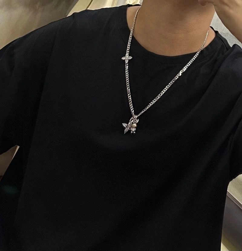 Louis Vuitton Necklaces Effortless 250450