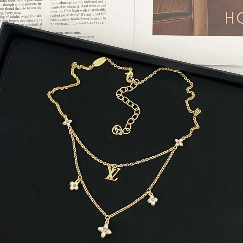 Casual Louis Vuitton Necklaces 250451