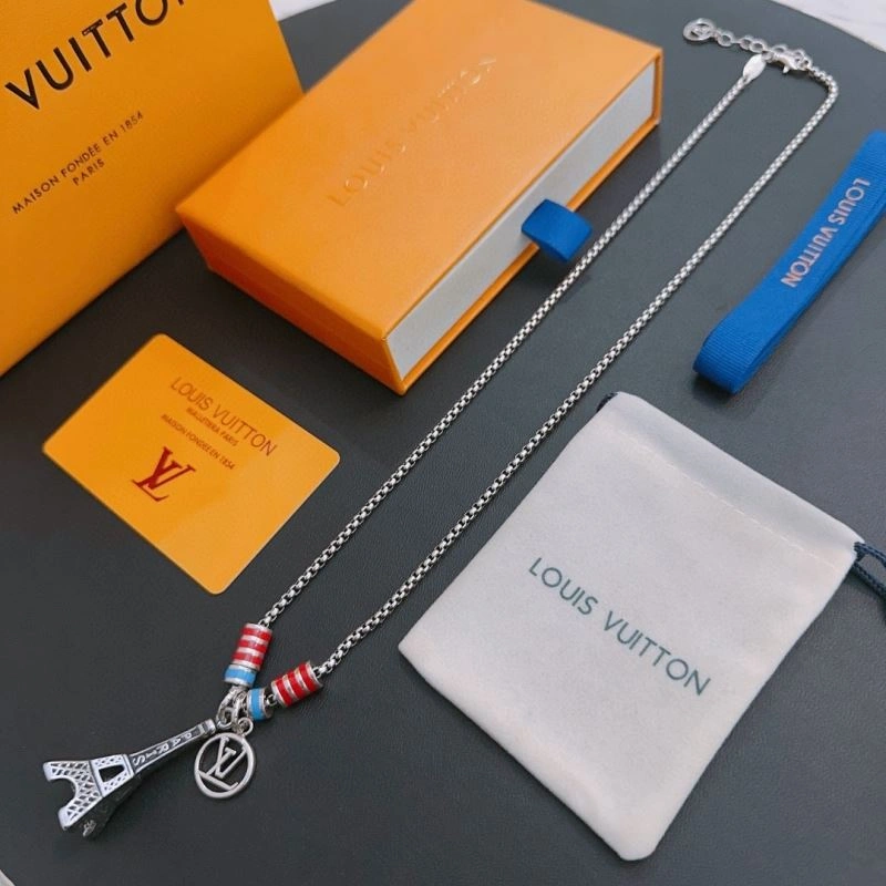 Louis Vuitton Necklaces Lightweight 250467