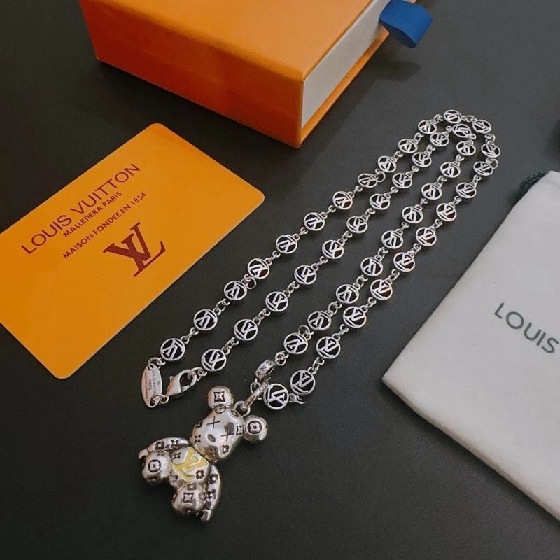 Louis Vuitton Necklaces Durable 250458