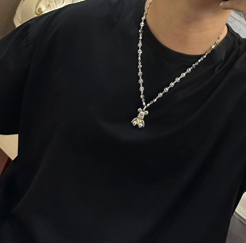 Louis Vuitton Necklaces Durable 250458