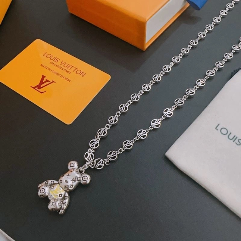 Louis Vuitton Necklaces Durable 250458