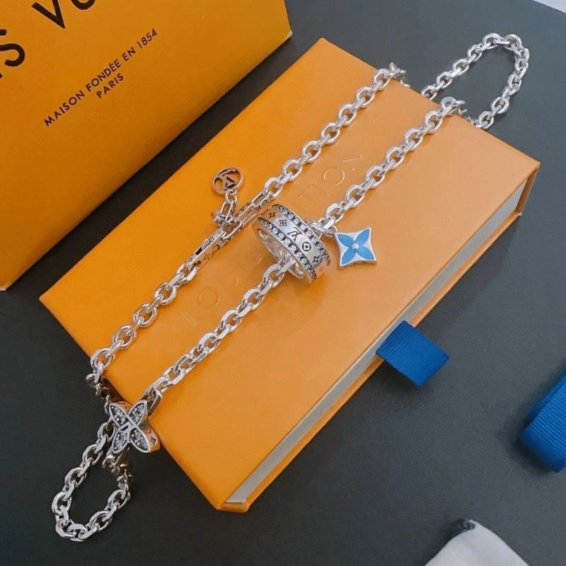 SunProtective Louis Vuitton Necklaces 250463
