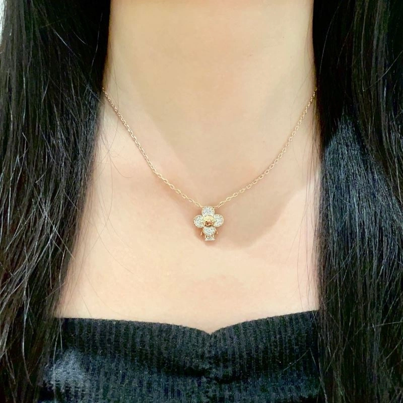 Louis Vuitton Necklaces FastDry 250456